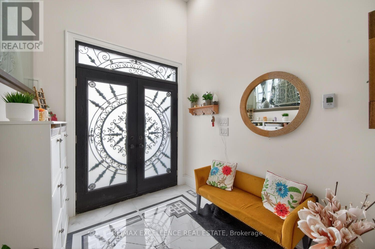Photo of 442 PHARMACY AVENUE S