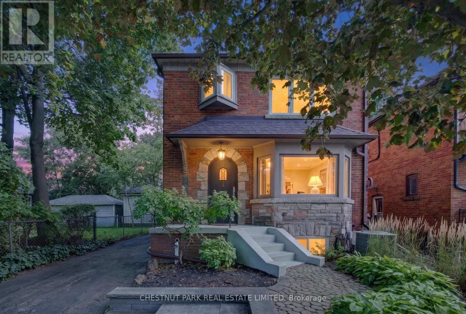 Photo of 521 SUTHERLAND DRIVE