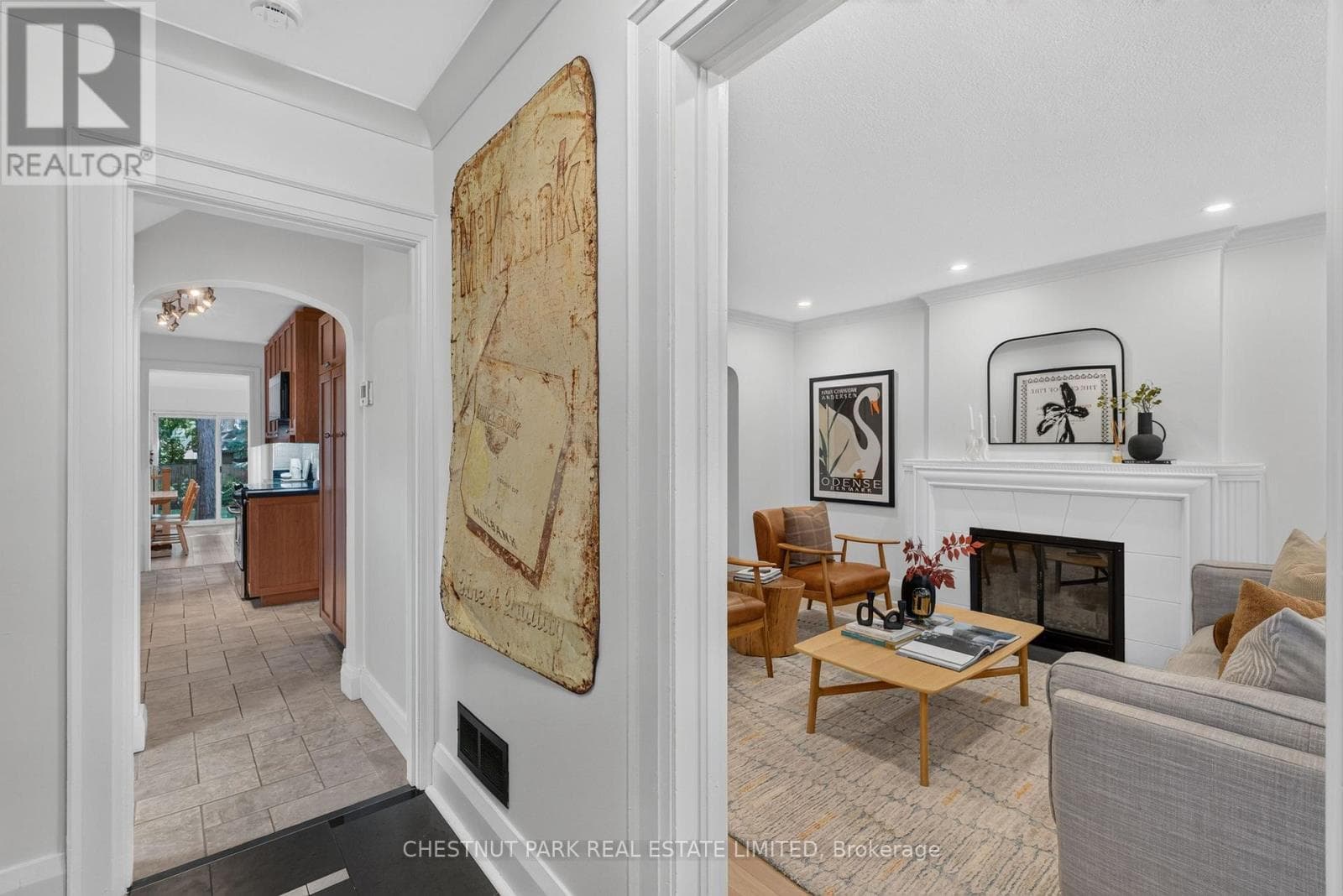 Photo of 521 SUTHERLAND DRIVE