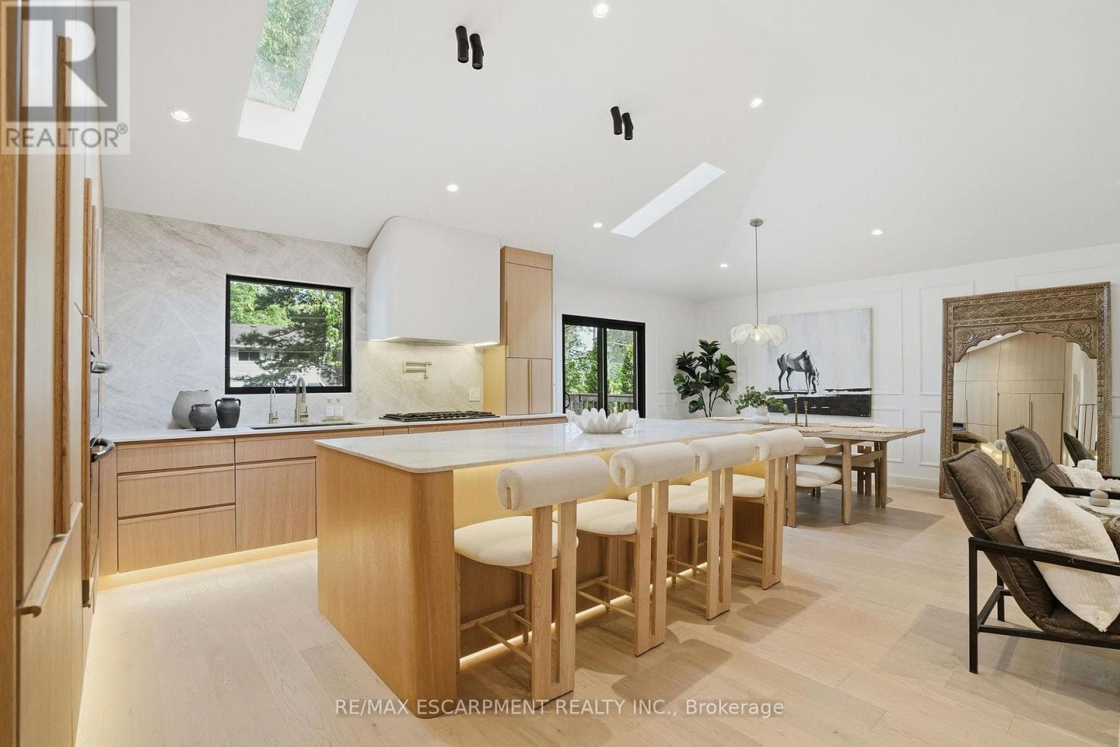 Photo of 345 RANKIN DRIVE