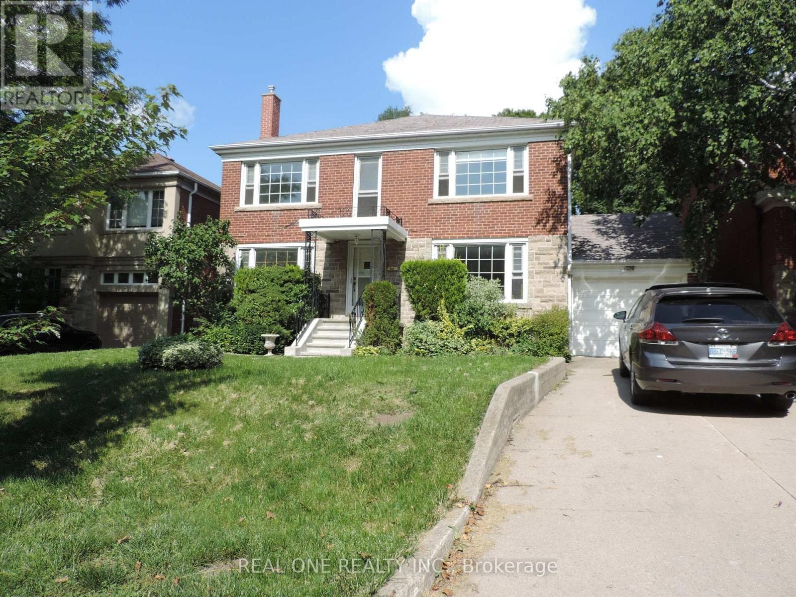 Photo of 616 BRIAR HILL AVENUE