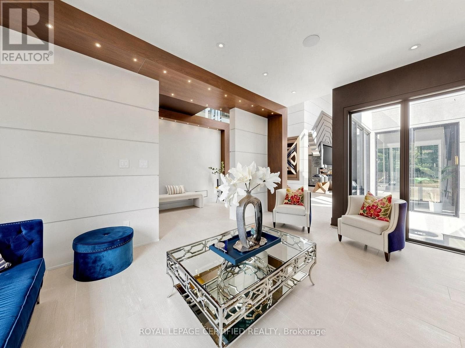 Photo of 2378 REBECCA STREET