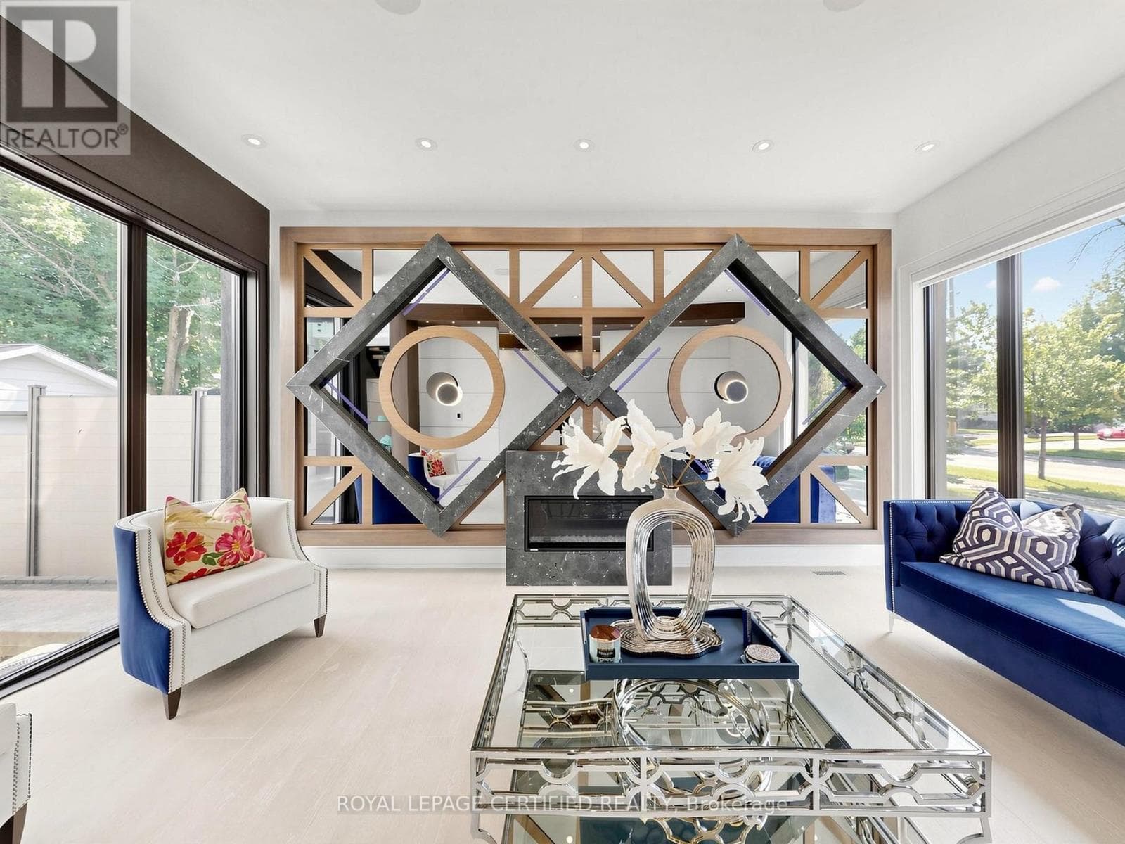Photo of 2378 REBECCA STREET