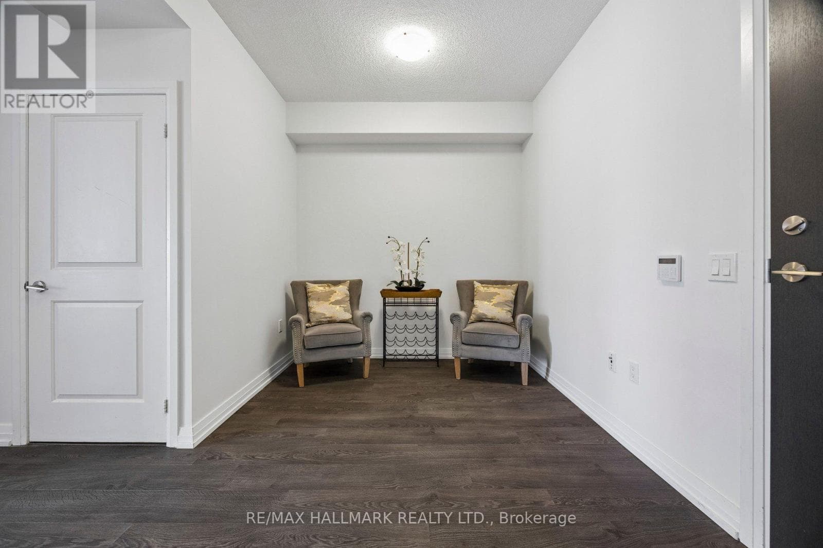 Photo of 1059 - 60 ANN OREILLY ROAD