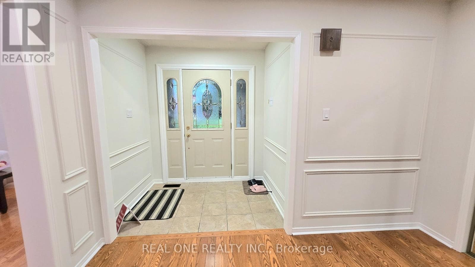 Photo of 2027 ROY IVOR CRESCENT