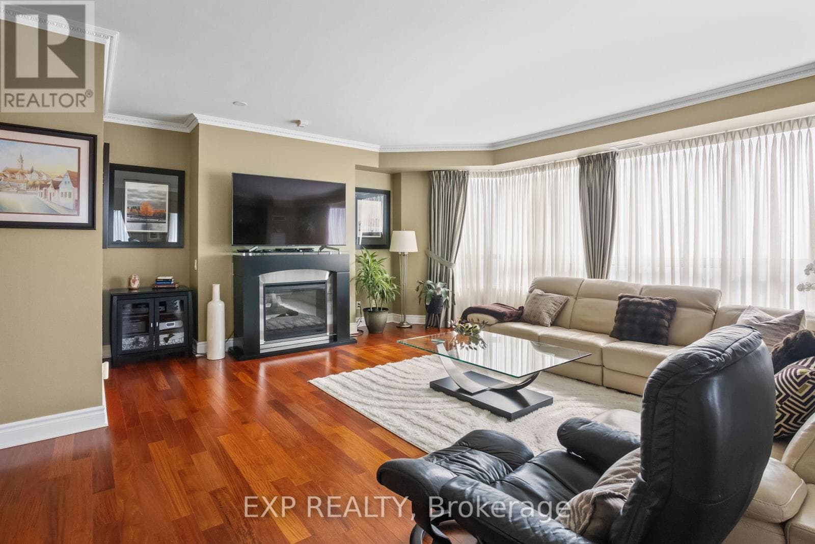 Photo of 2709 - 25 KINGSBRIDGE GARDEN CIRCLE