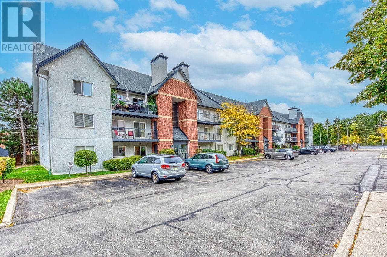Photo of 911 - 1450 GLEN ABBEY GATE