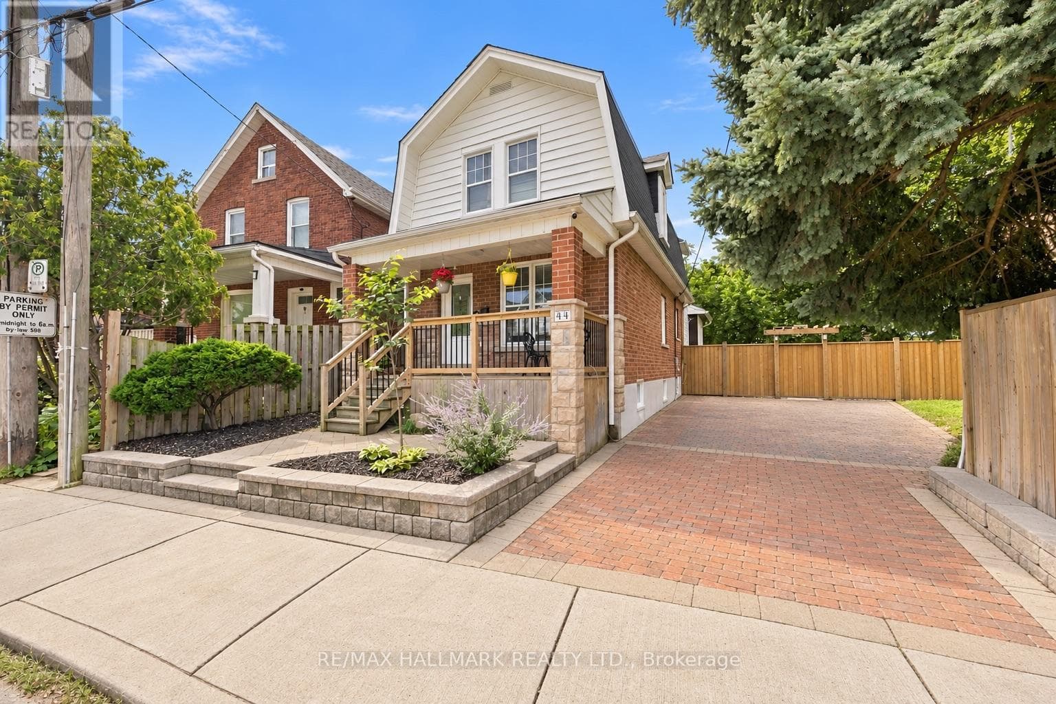 Photo of 44 HOLLEY AVENUE