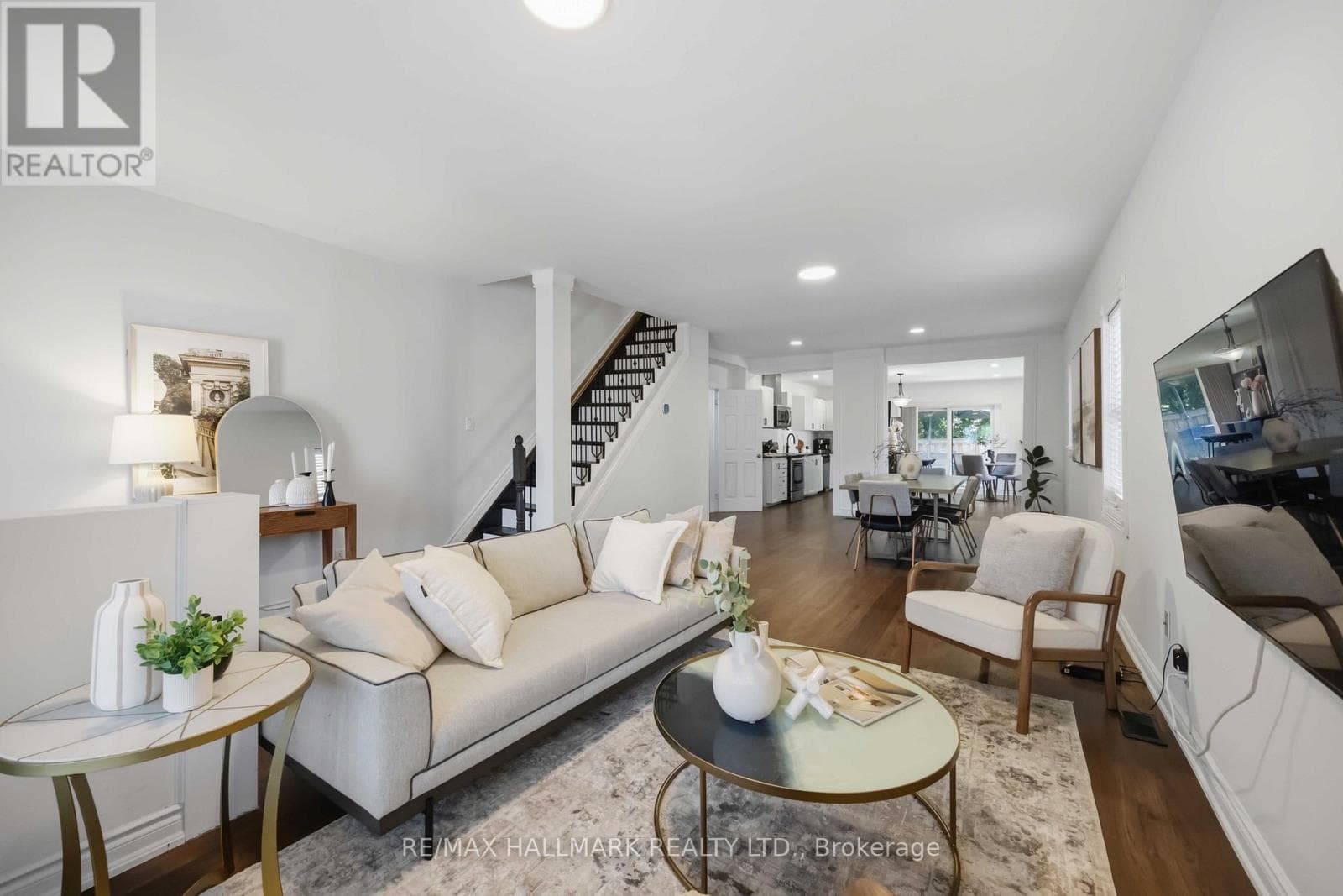 Photo of 44 HOLLEY AVENUE