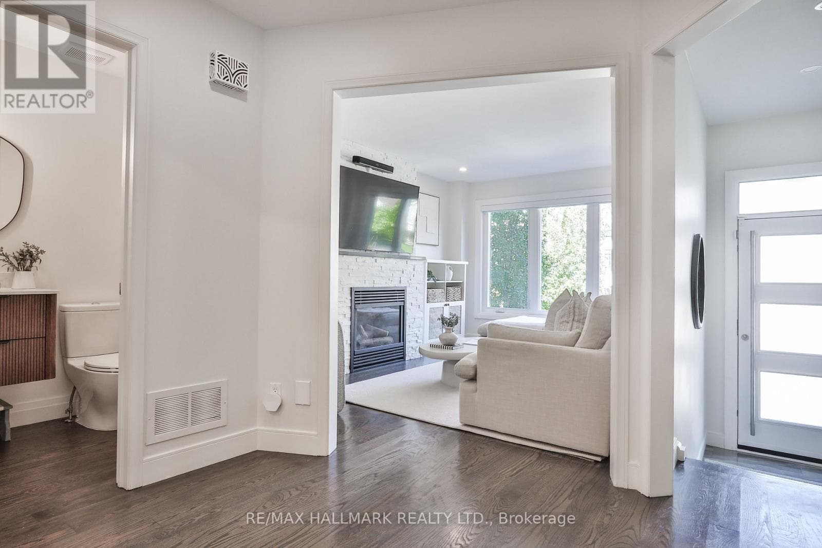Photo of 163 ROE AVENUE