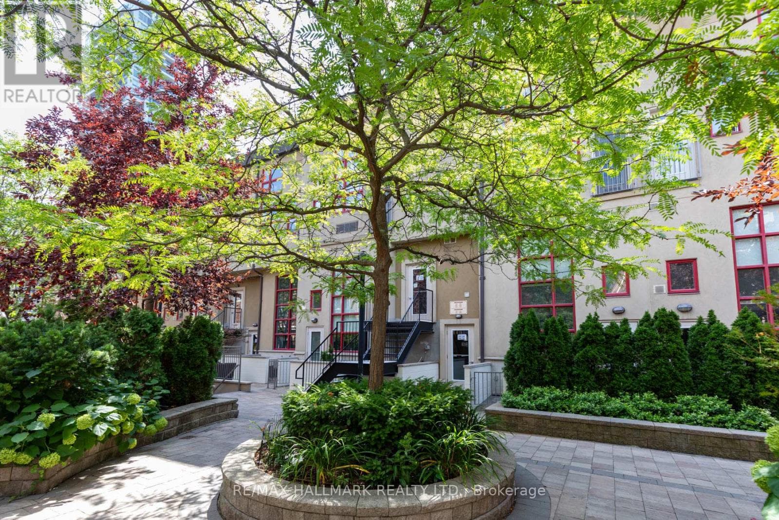 Photo of 314 - 21 EARL STREET