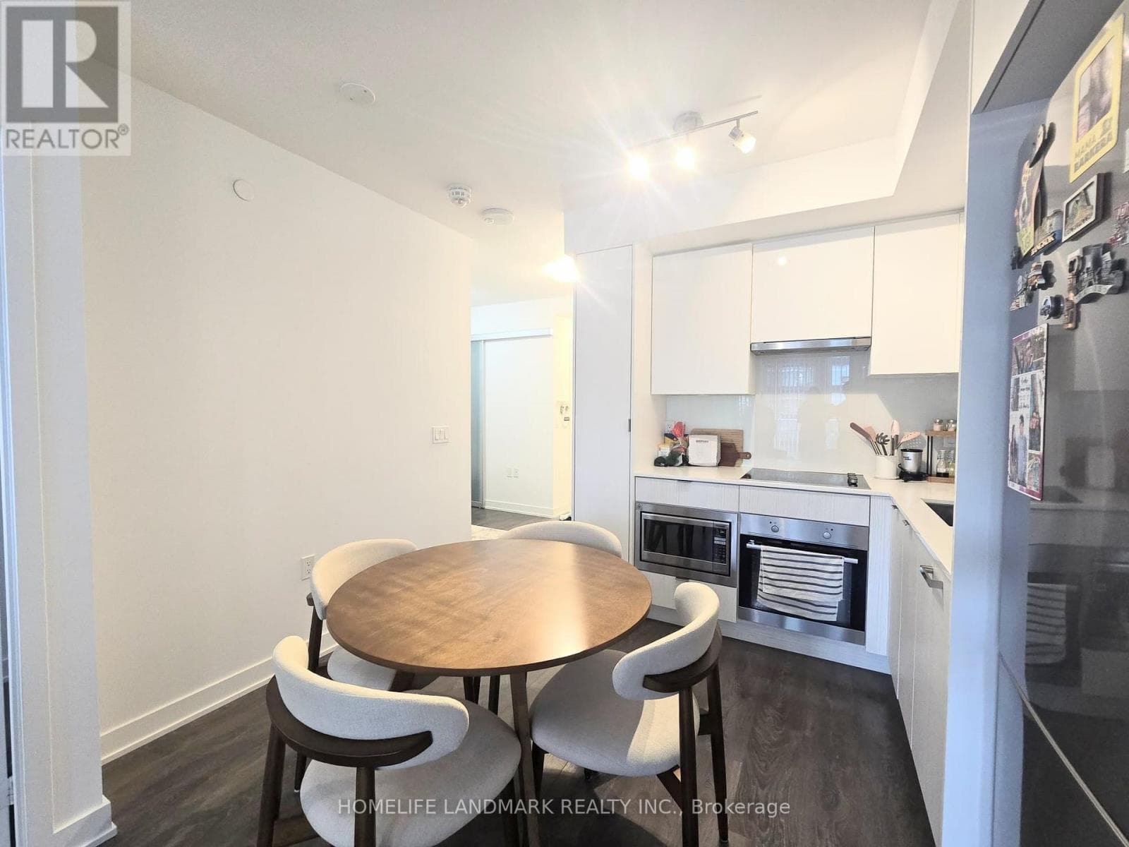 Photo of 1011 NT - 99 BROADWAY AVENUE