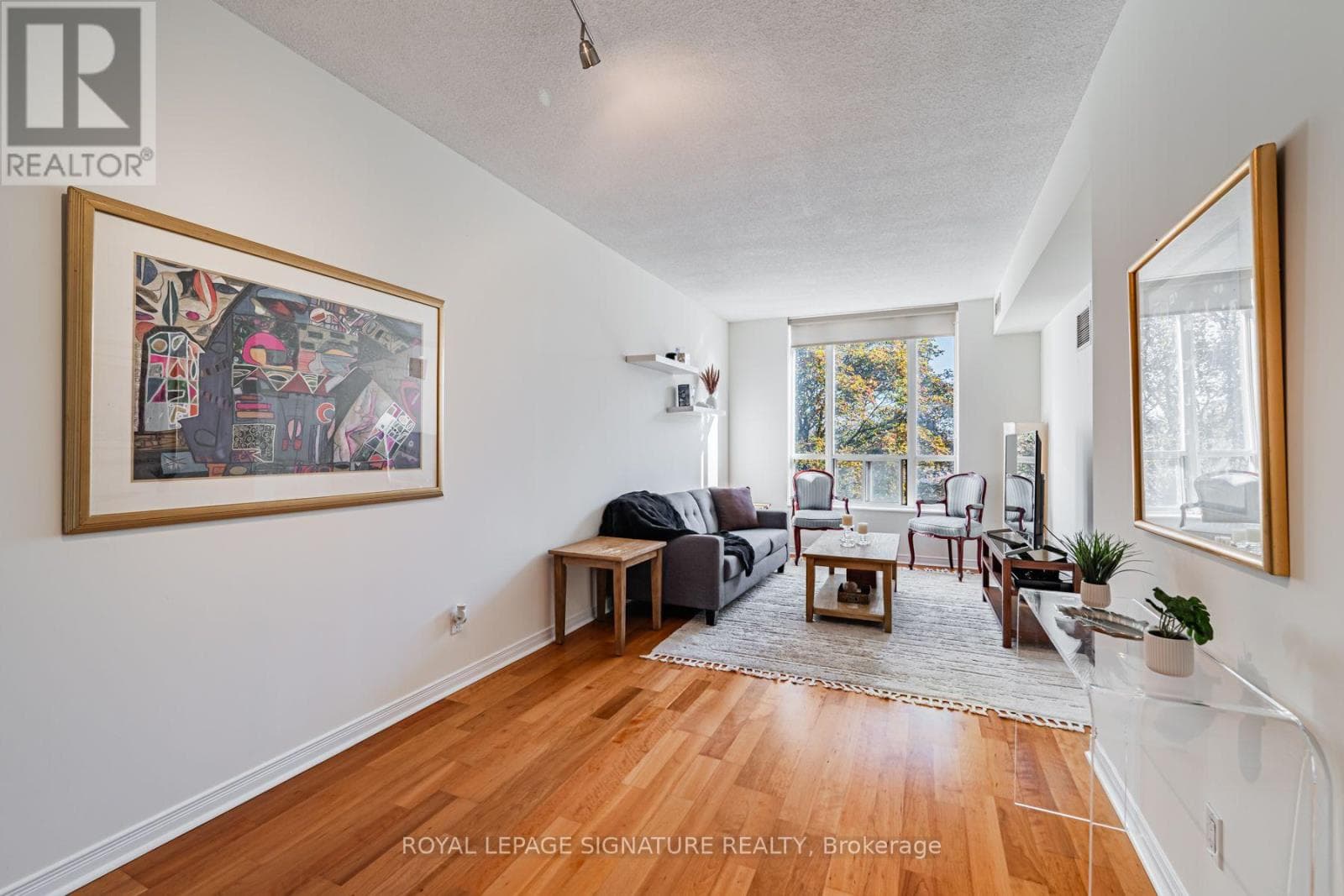 Photo of 311 - 485 ROSEWELL AVENUE