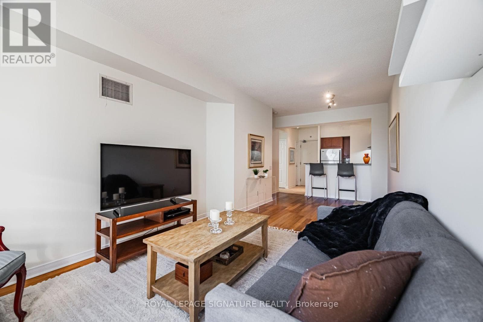 Photo of 311 - 485 ROSEWELL AVENUE