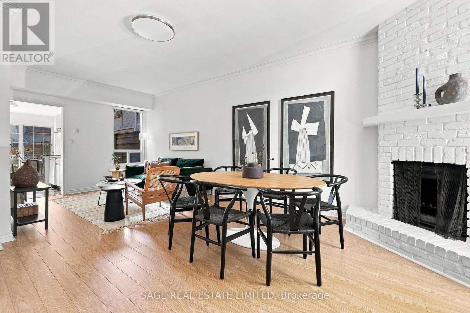 Photo of 231 BOULTON AVENUE