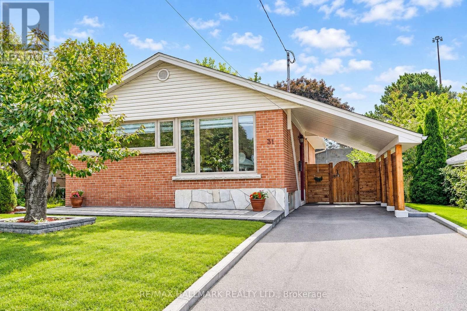 Photo of 31 WISHING WELL DRIVE