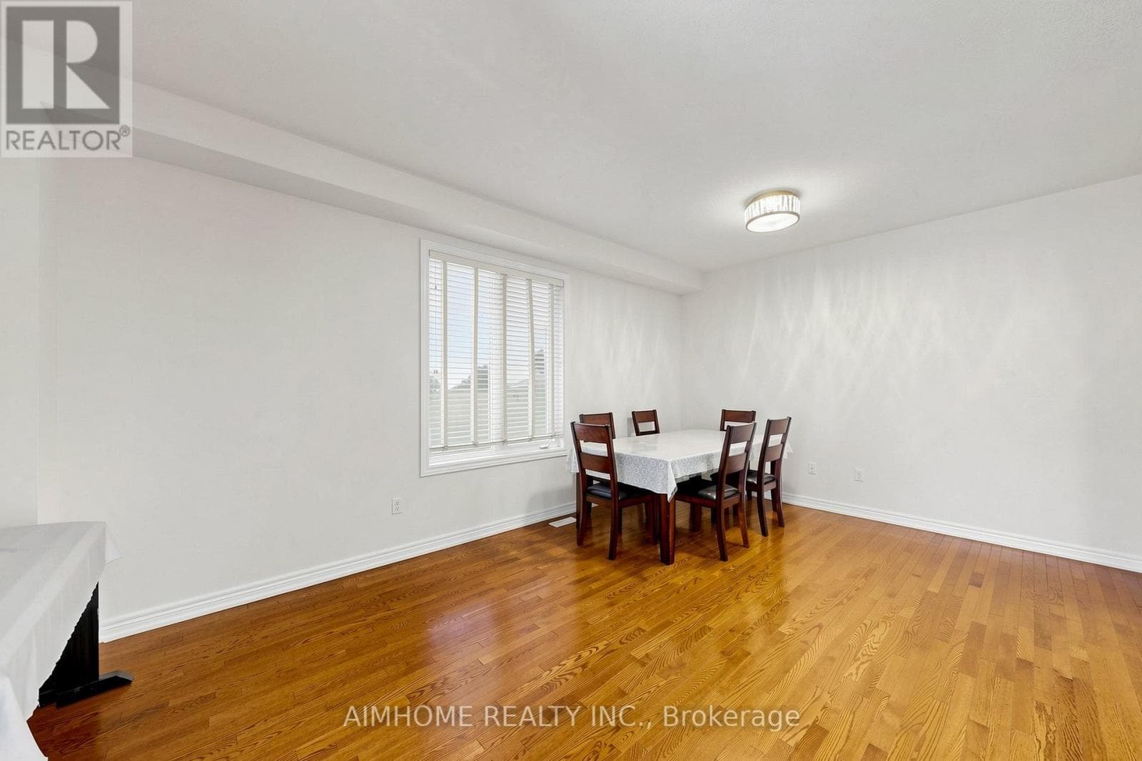 Photo of 6 VALERIAN STREET