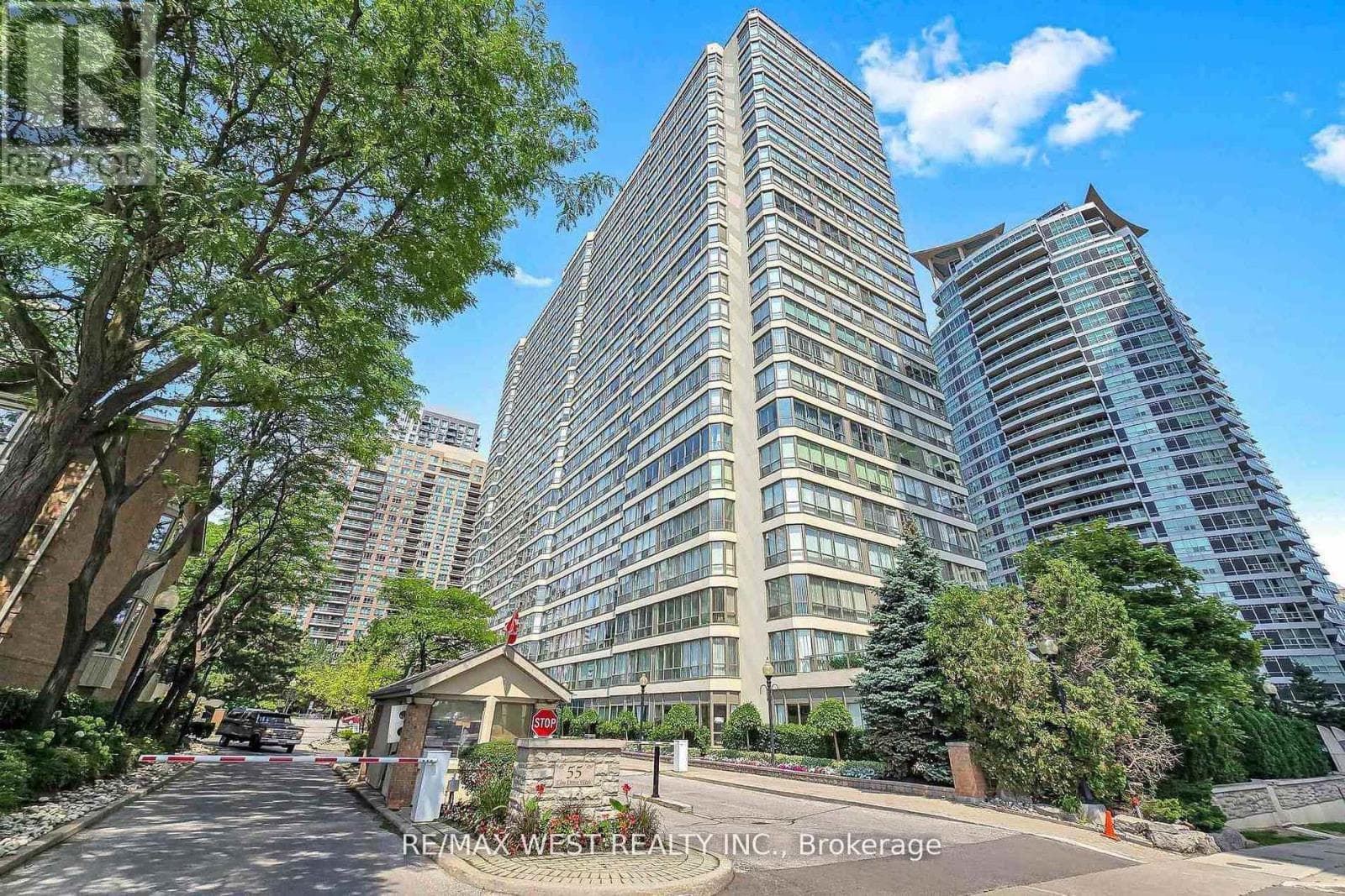 Photo of 1801 - 55 ELM DRIVE W