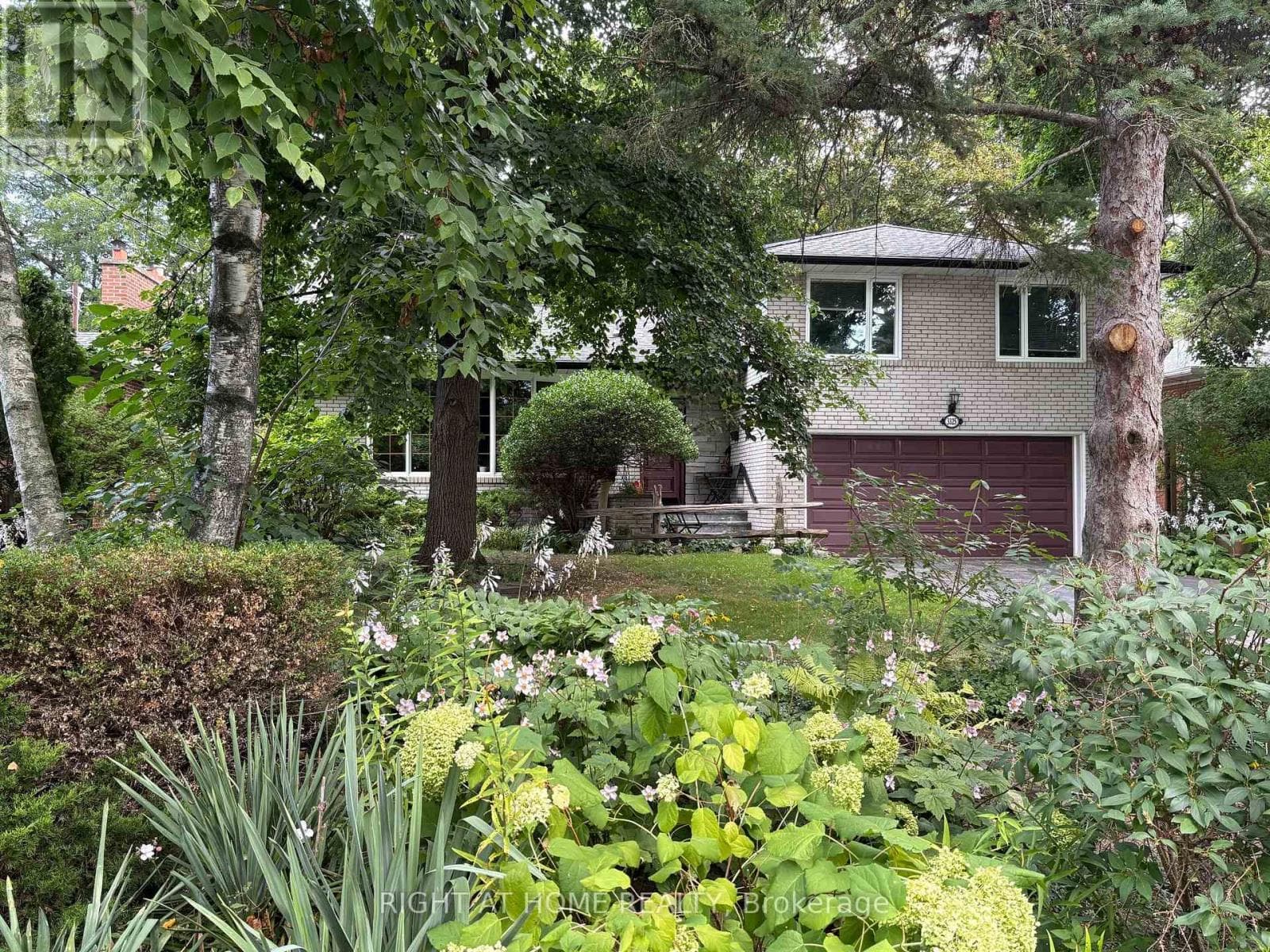 Photo of 3325 ENNISKILLEN CIRCLE