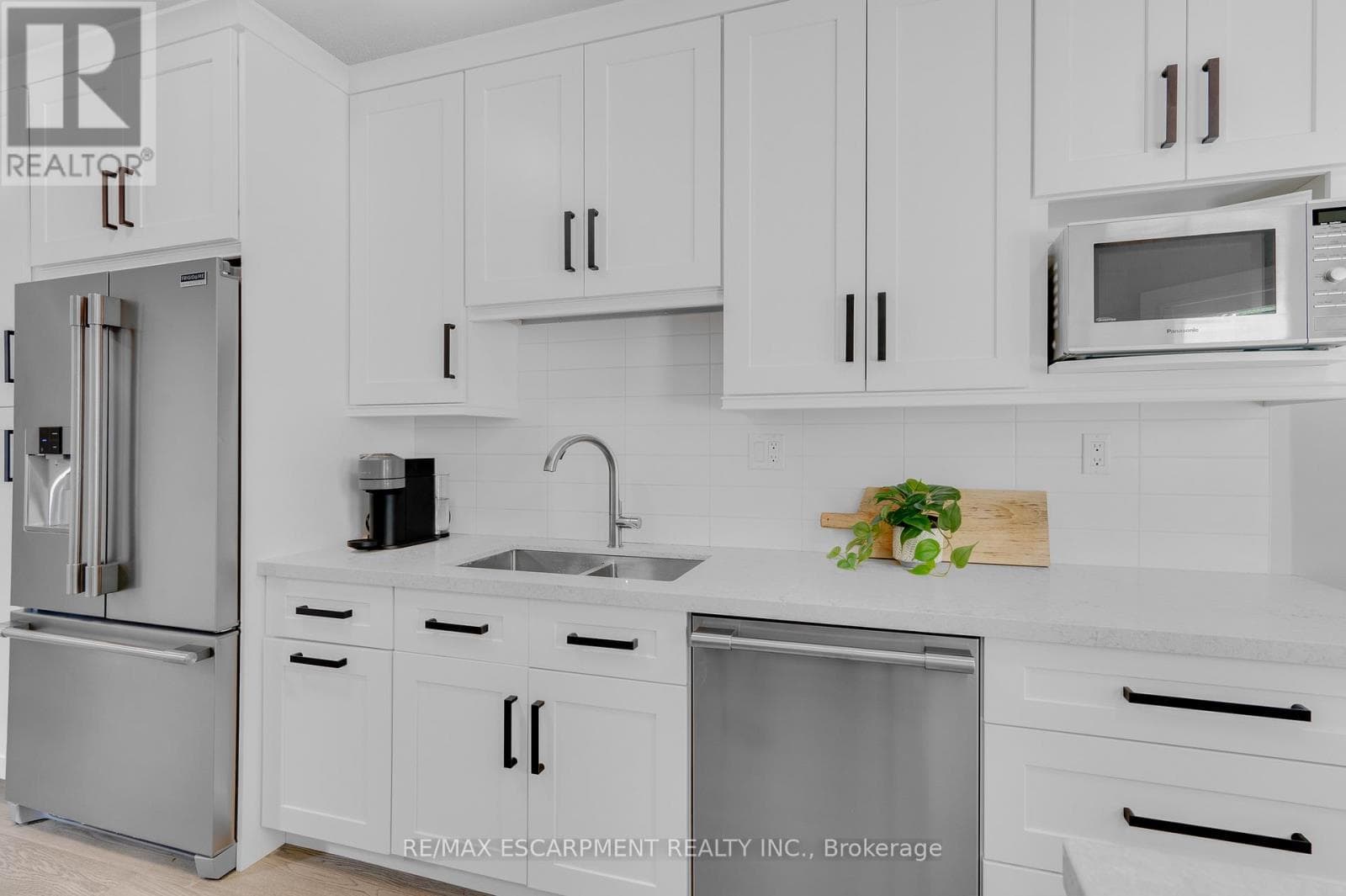 Photo of 4014 JARVIS CRESCENT