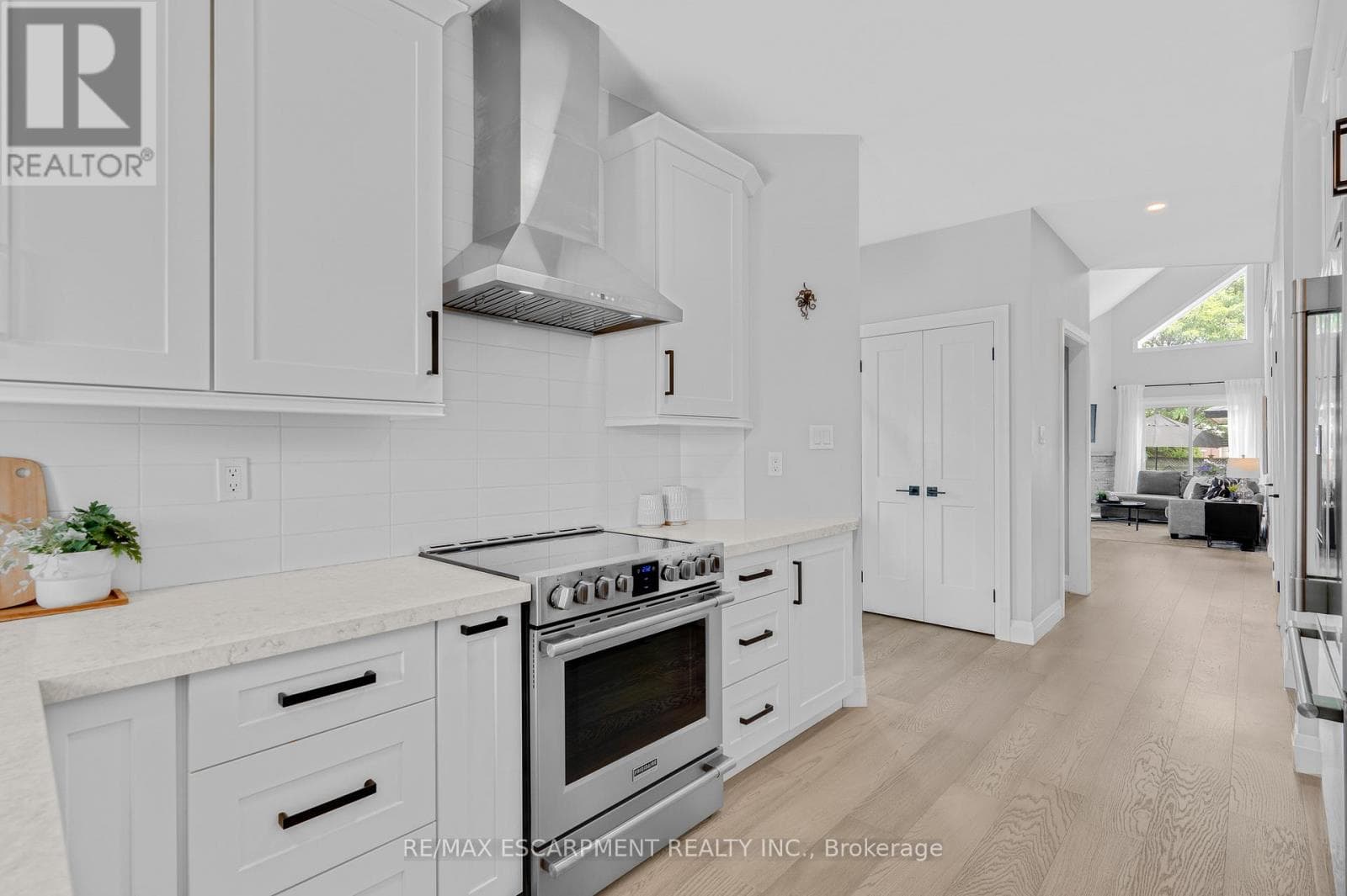 Photo of 4014 JARVIS CRESCENT