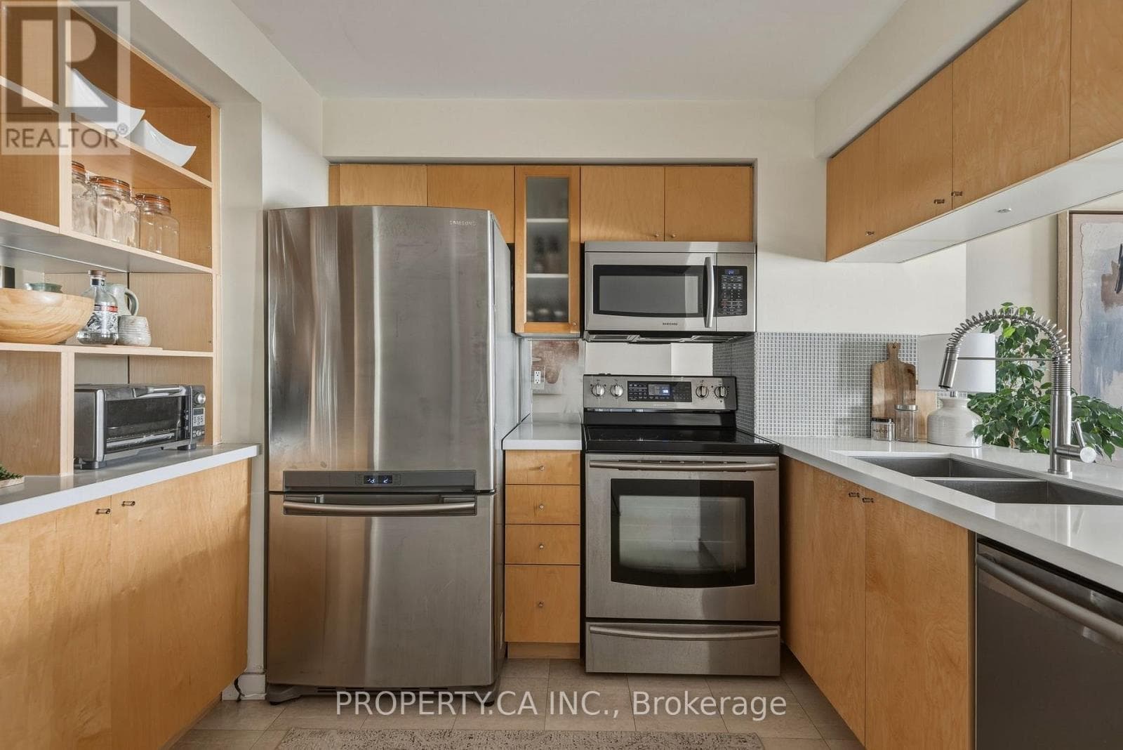 Photo of 1105 - 410 QUEENS QUAY W
