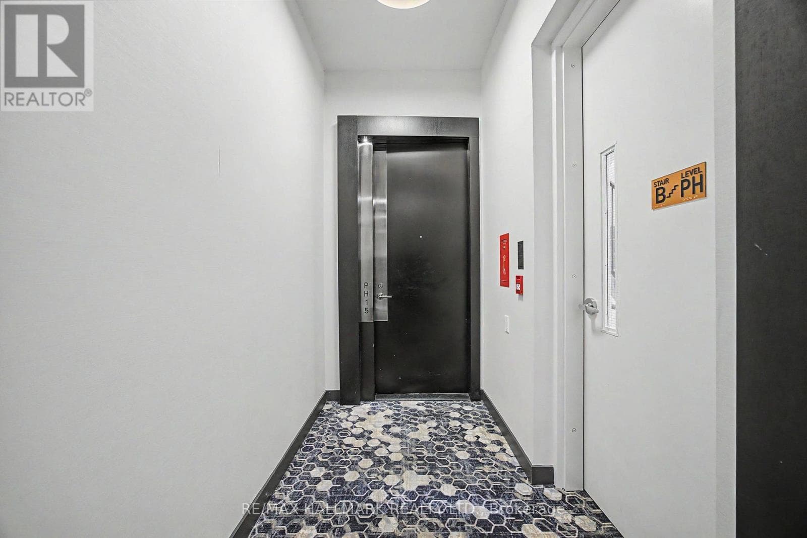 Photo of PH15 - 101 ERSKINE AVENUE