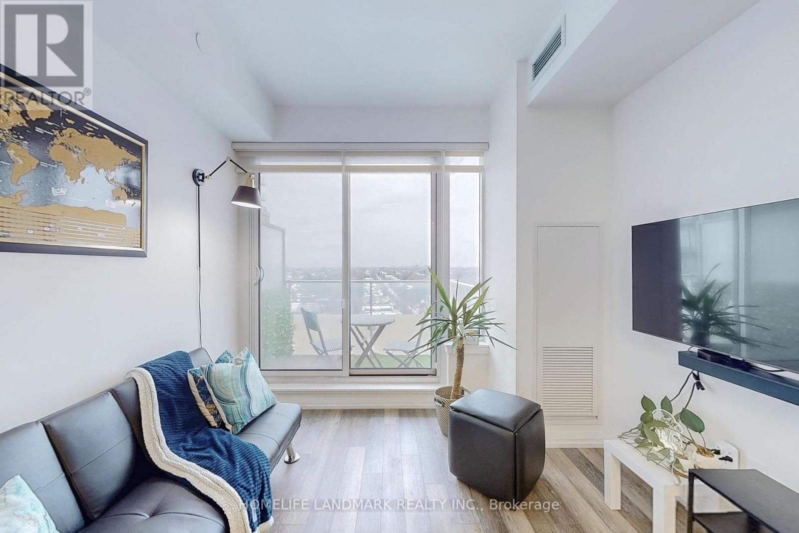 Photo of 10 - 75 CANTERBURY PLACE
