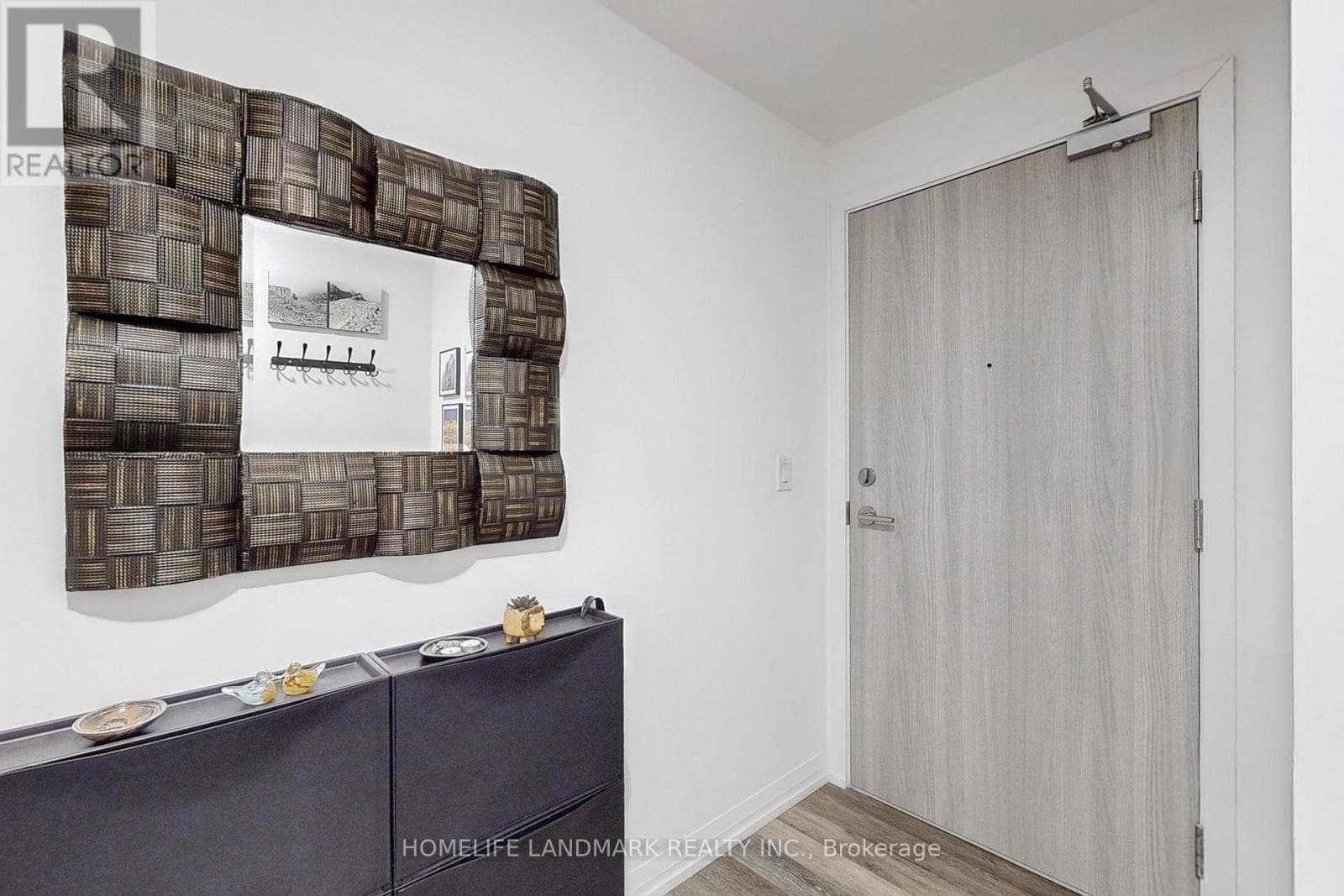 Photo of 10 - 75 CANTERBURY PLACE