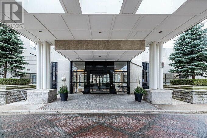 Photo of 2112 - 1 ABERFOYLE CRESCENT