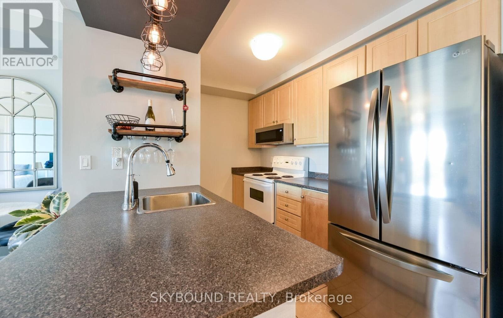 Photo of 516 - 1415 LAWRENCE AVENUE W