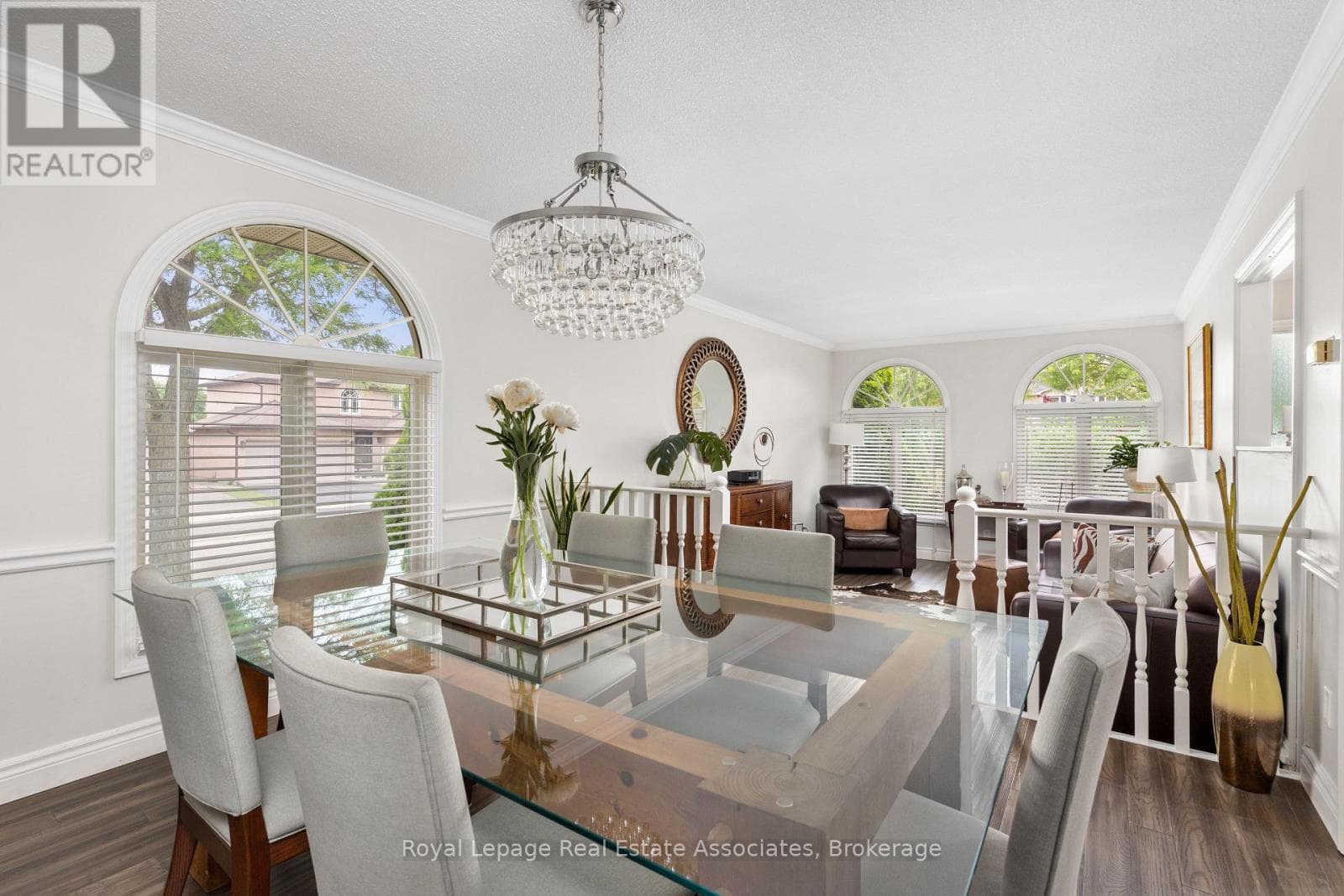 Photo of 537 MATHEWMAN CRESCENT