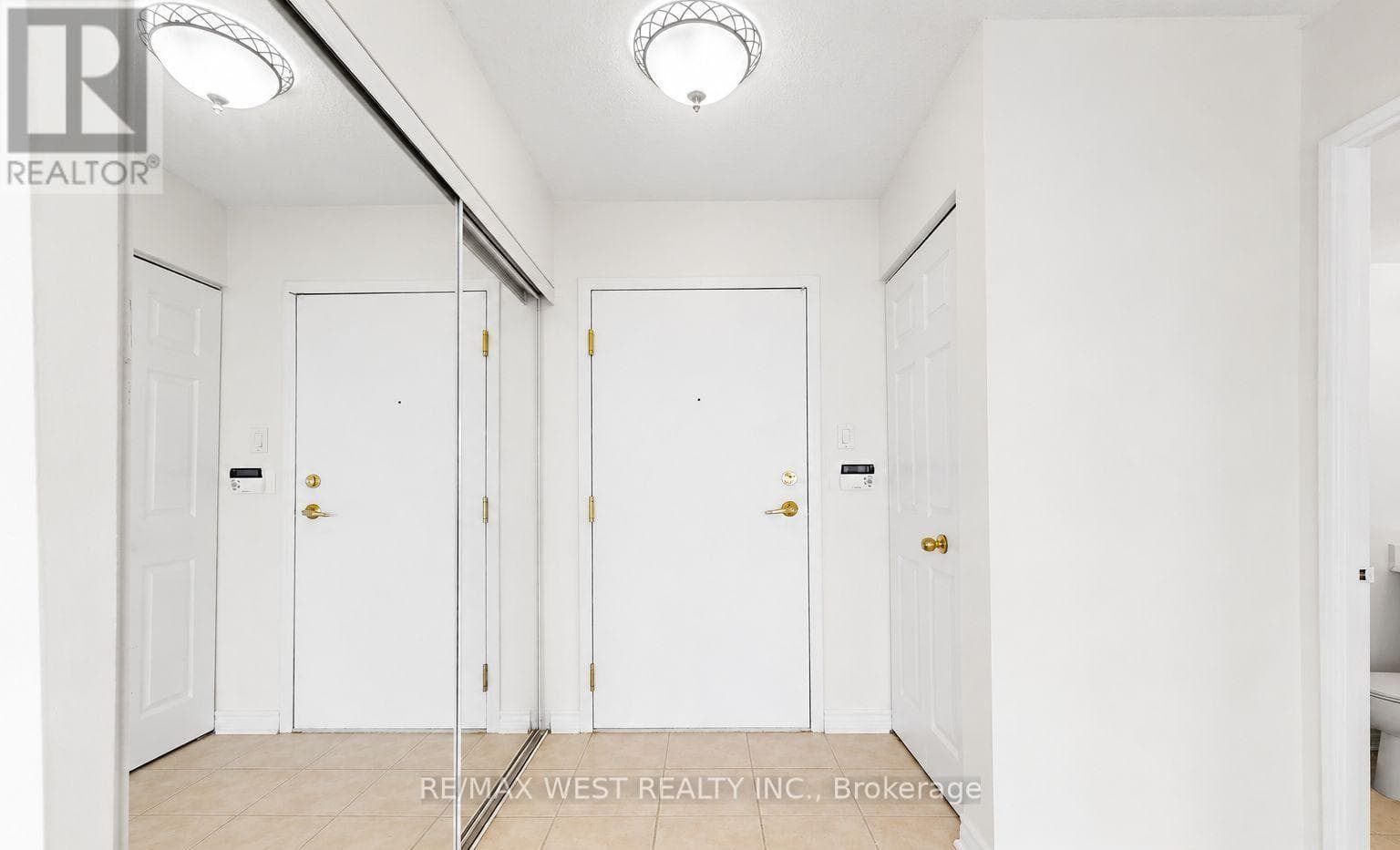 Photo of 1801 - 55 ELM DRIVE W