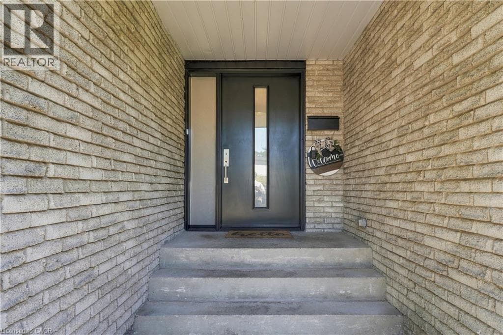 Photo of 2390 SINCLAIR Circle