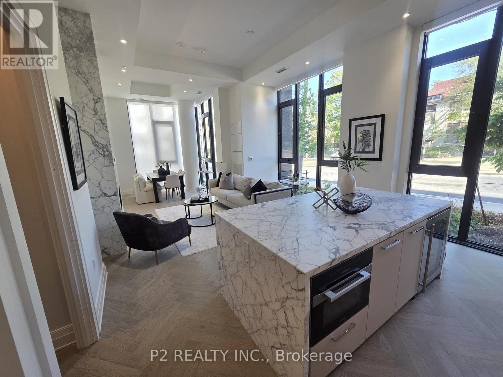 Photo of 102 - 2 FOREST HILL ROAD