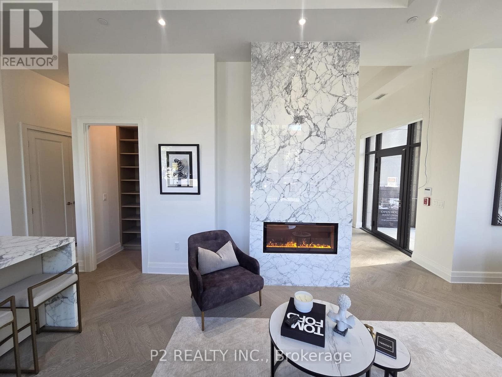 Photo of 102 - 2 FOREST HILL ROAD