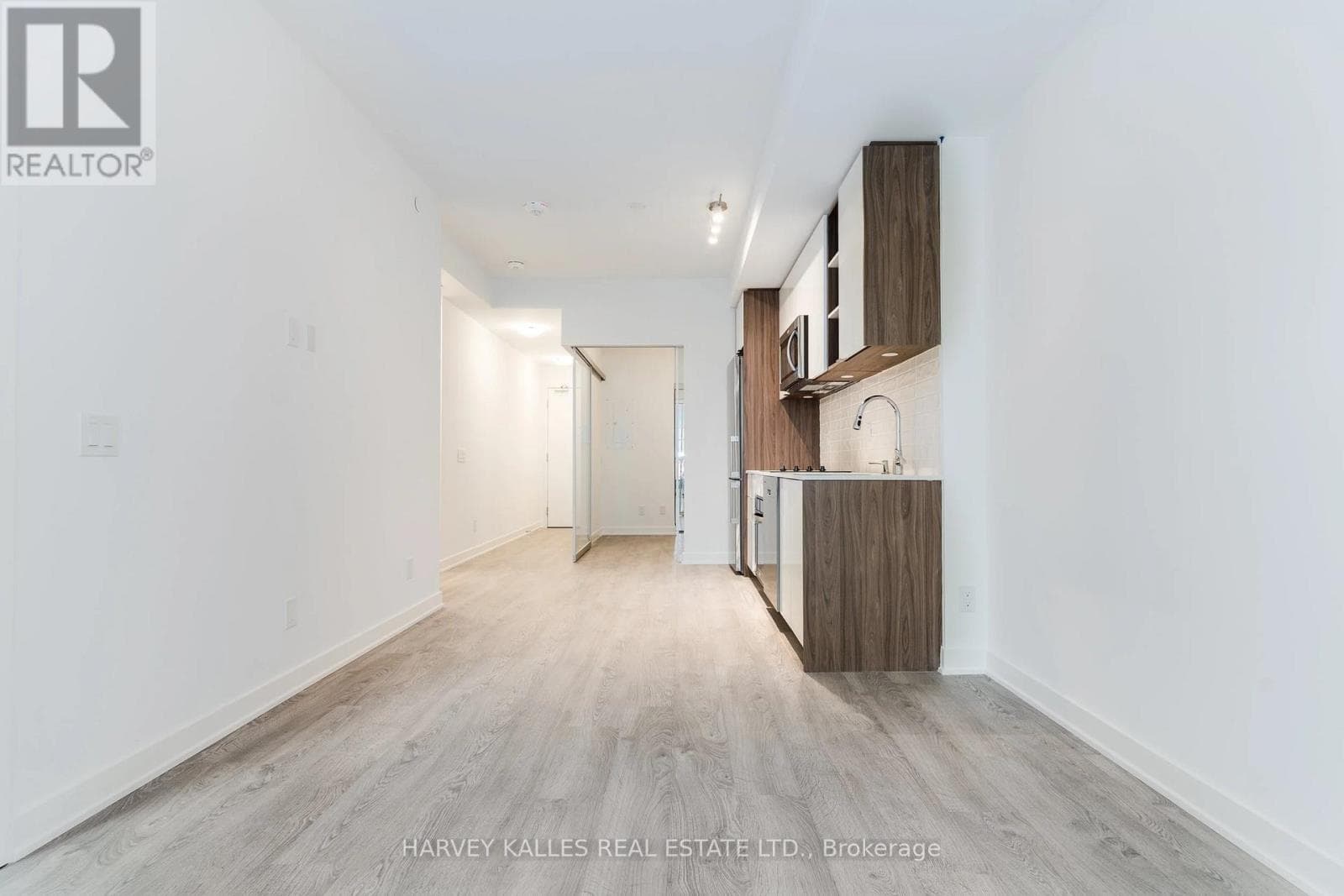 Photo of 410 - 543 RICHMOND STREET W