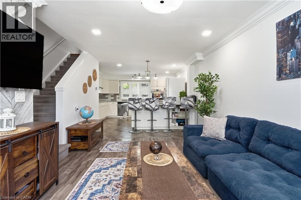 Photo of 799 DRURY Lane