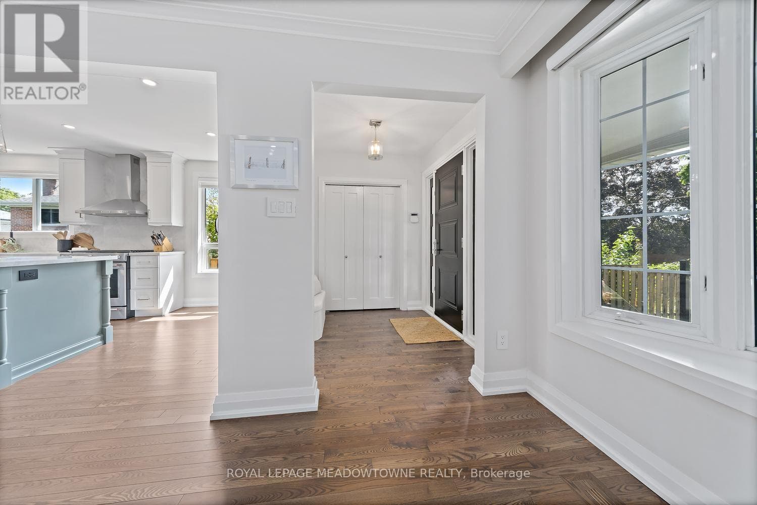 Photo of 42 OXENDEN CRESCENT