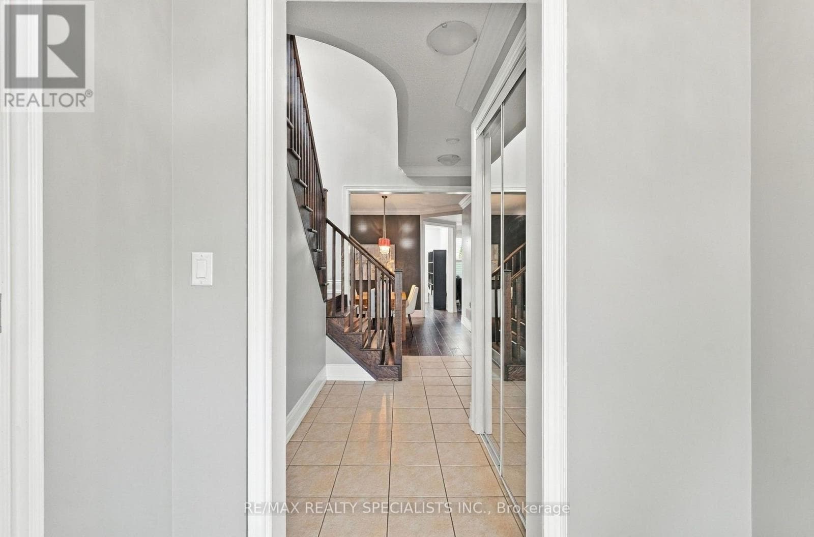 Photo of 212 LEITERMAN DRIVE
