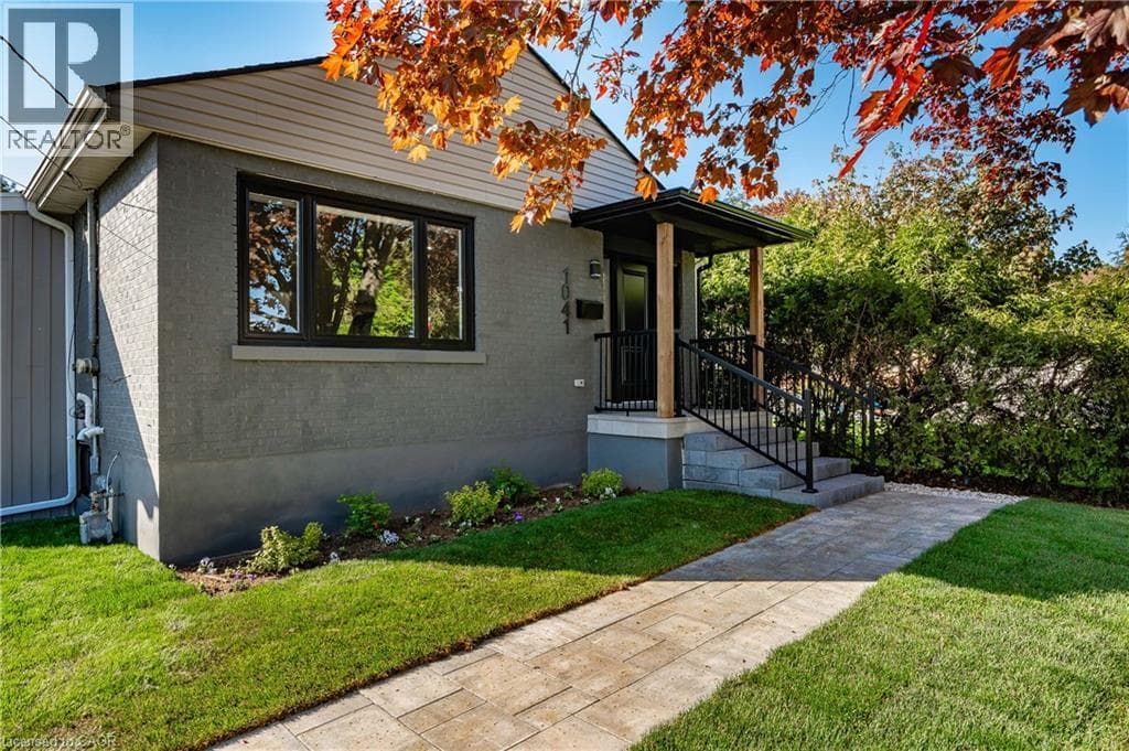 Photo of 1041 SHEPHERD'S Drive