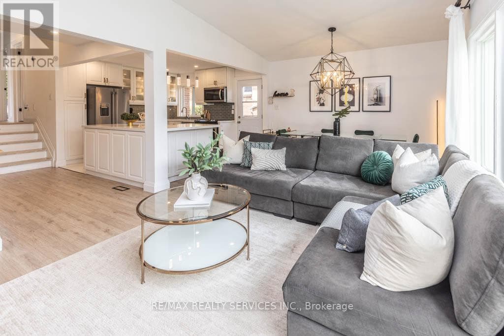Photo of 126 ROEBUCK DRIVE