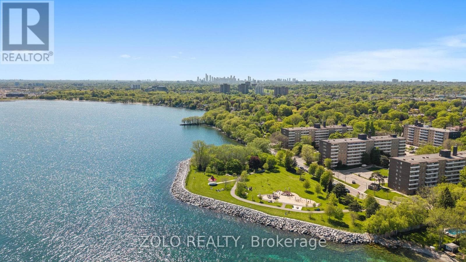 Photo of 168A LAKE PROMENADE