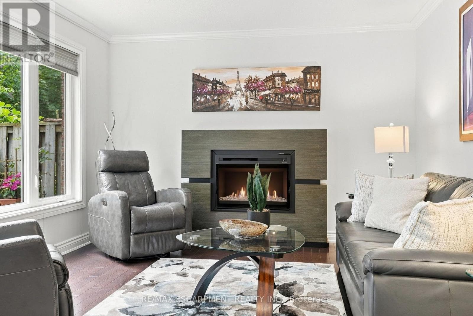 Photo of 4 - 3204 NEW STREET