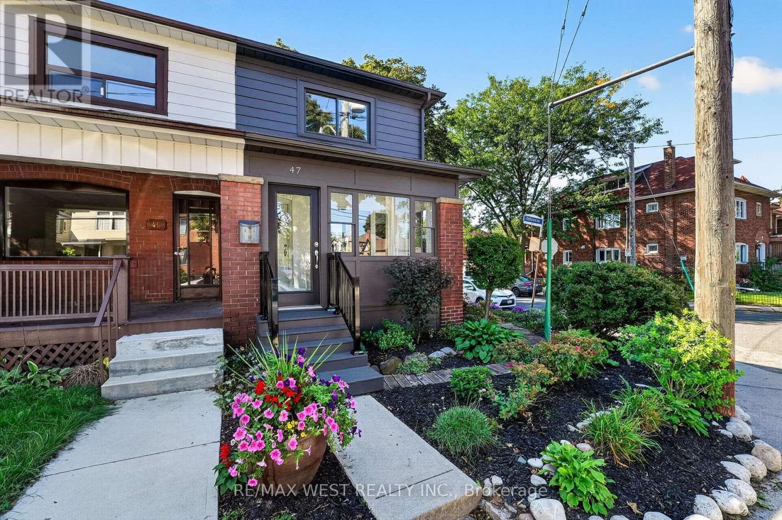 Photo of 47 DEFOREST ROAD