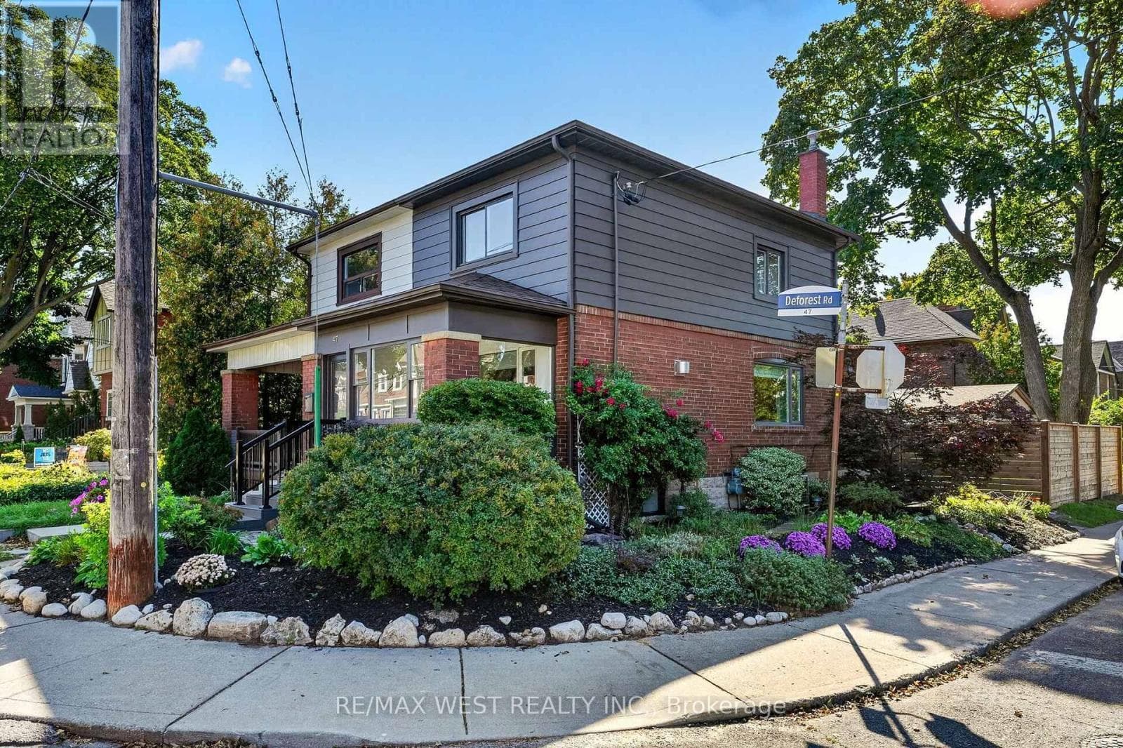 Photo of 47 DEFOREST ROAD