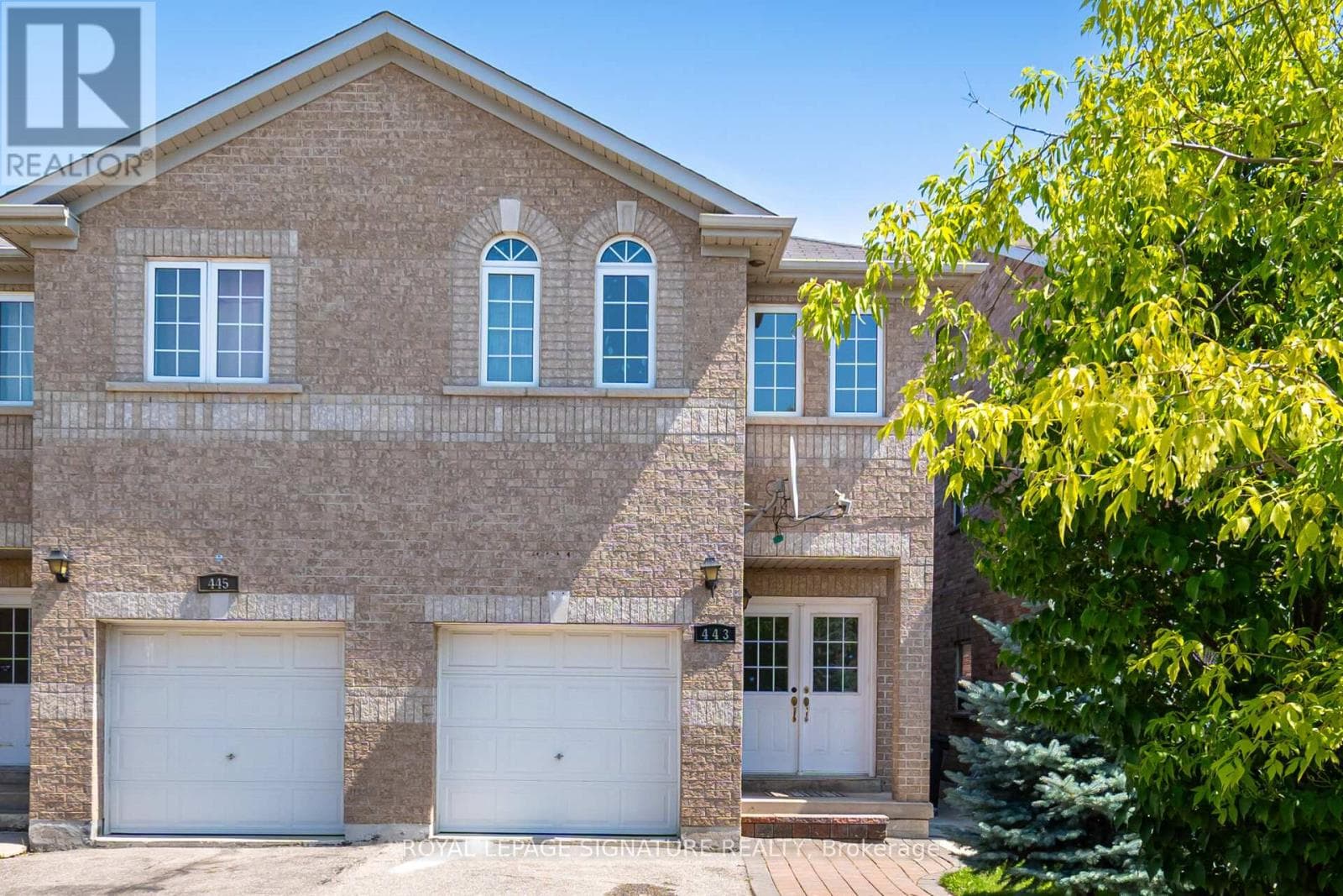 Photo of 443 COMISKEY CRESCENT