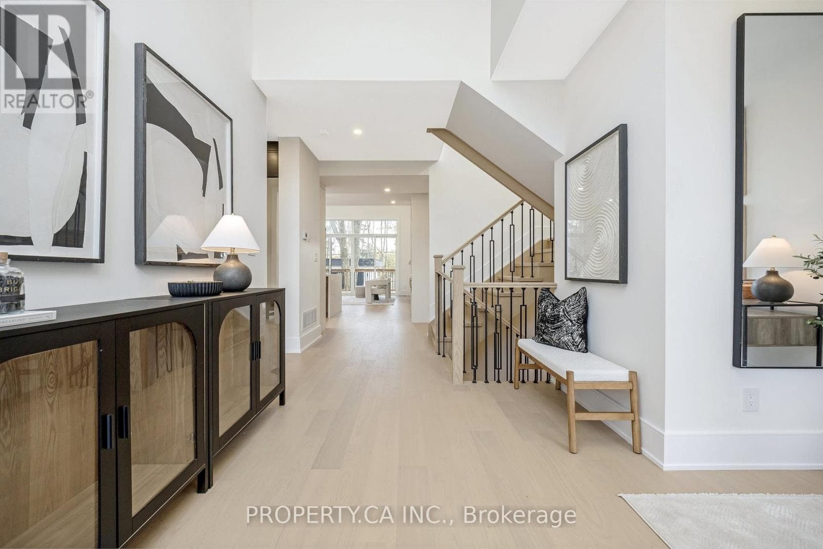 Photo of 348 KINGSLEIGH COURT