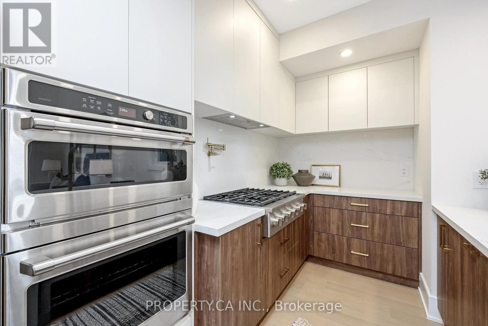 Photo of 348 KINGSLEIGH COURT
