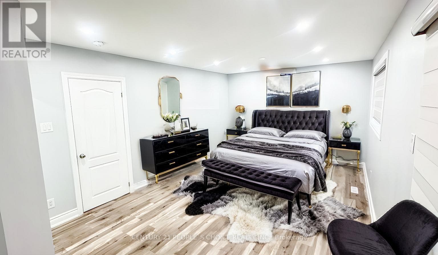 Photo of 7 DALRAITH CRESCENT